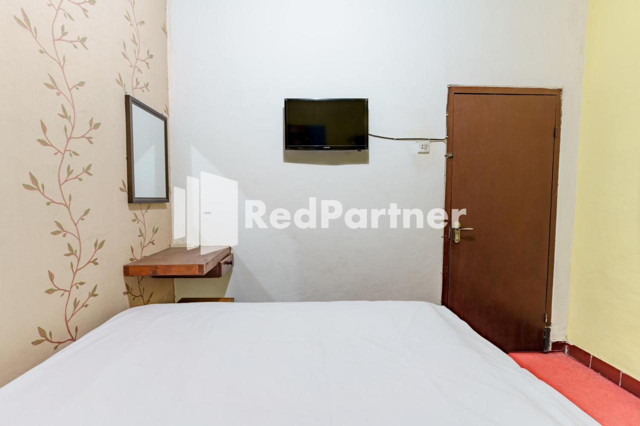 Nafisa Homestay Syariah Near Jatim Park 3 Batu Mitra Reddoorz Маланг Экстерьер фото