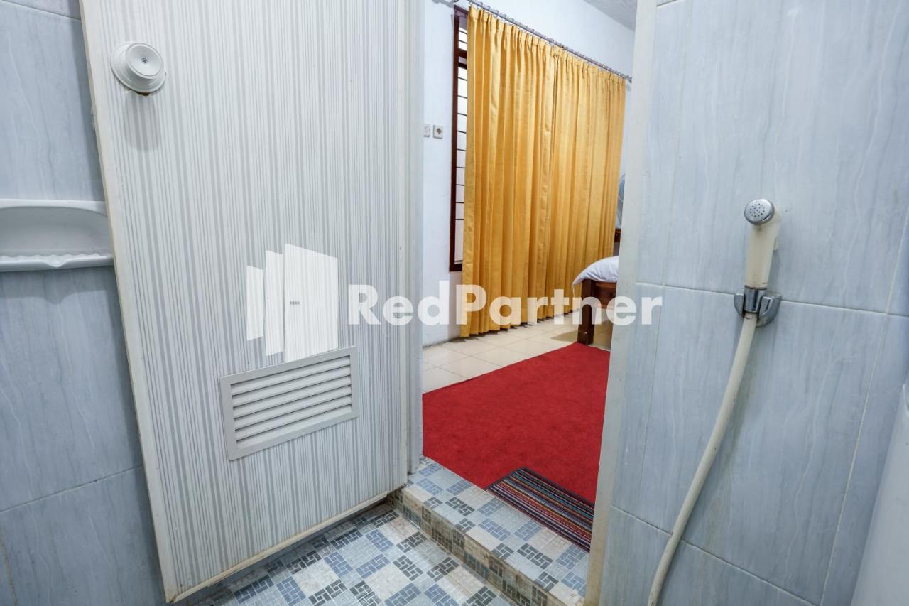 Nafisa Homestay Syariah Near Jatim Park 3 Batu Mitra Reddoorz Маланг Экстерьер фото
