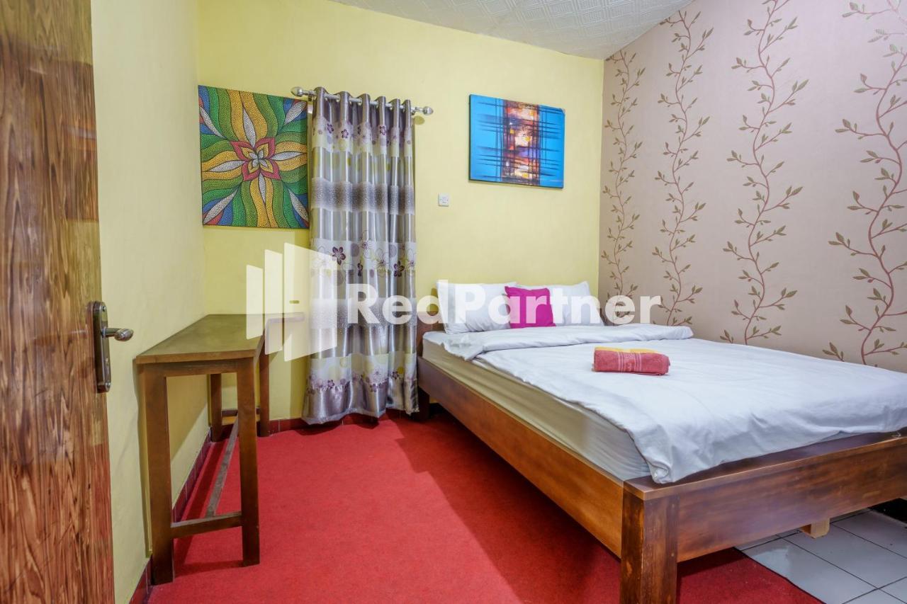 Nafisa Homestay Syariah Near Jatim Park 3 Batu Mitra Reddoorz Маланг Экстерьер фото