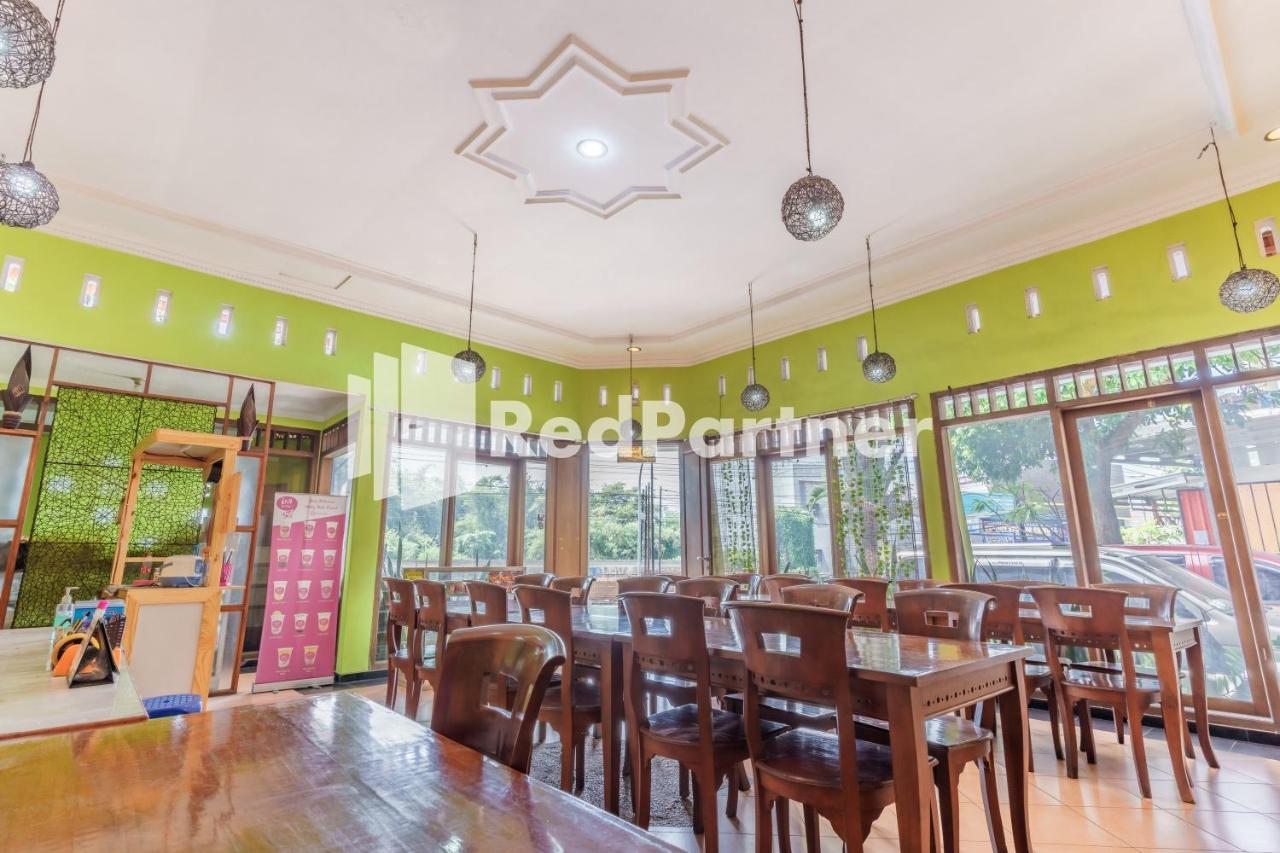 Nafisa Homestay Syariah Near Jatim Park 3 Batu Mitra Reddoorz Маланг Экстерьер фото